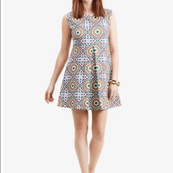 ZARA TILE PRINTED GEOMETRIC ECRU SLIT BACK MINI DRESS - Picture 14 of 14